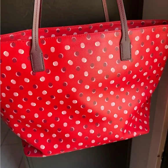 Kate spade Red Polka Dot Tote Bag no callouts only used a few times - Picture 8 of 13